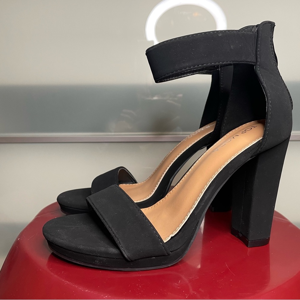 Black heel